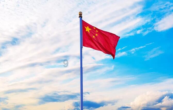 45岁周杰伦与42岁林俊杰的对比，差距一目了然