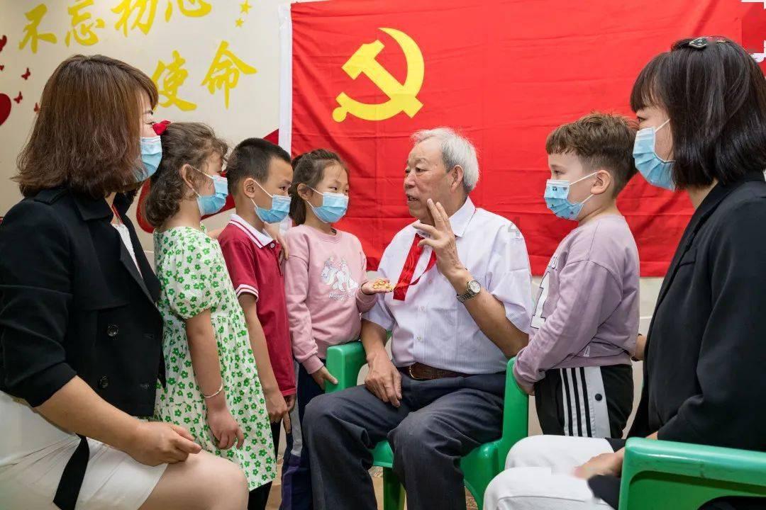 老话说“家有青龙树，子孙难不富”青龙树是啥？你家里有吗？