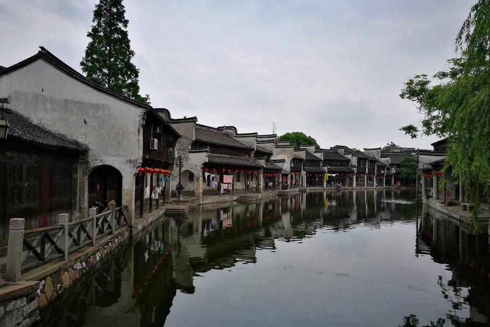 小猫钓鱼游戏龙王版有船