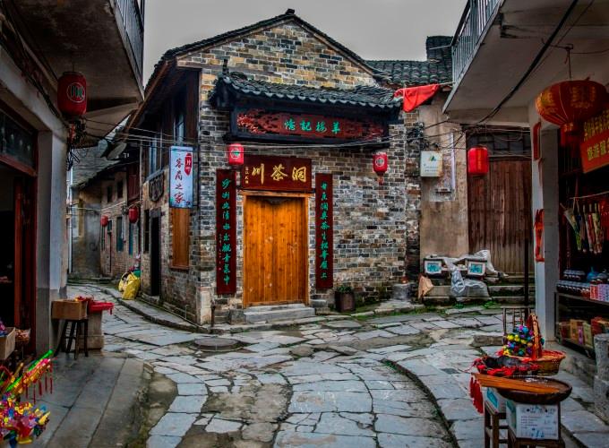 【两会·力量】罗丰代表:2023年织金洞景区游客接待量突破100万人次